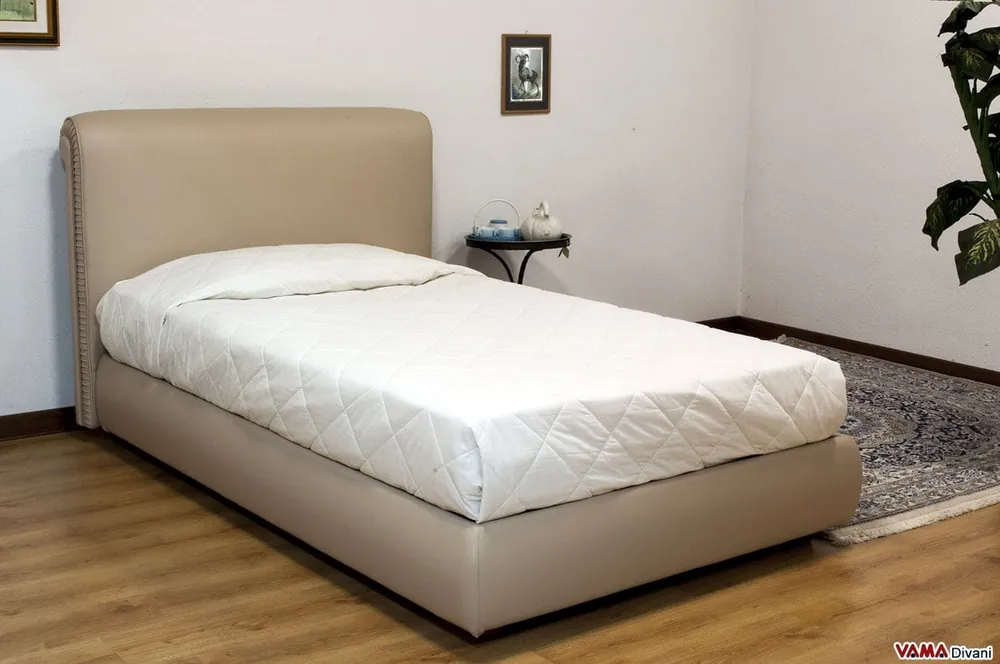 Letto Chesterfield Moderno