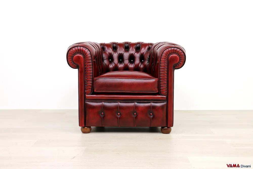 Poltrona Chesterina rossa vintage