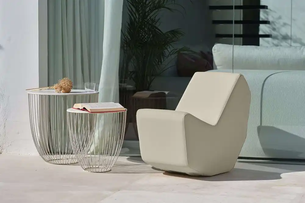 Poltroncina LOLA G by OGO Furniture