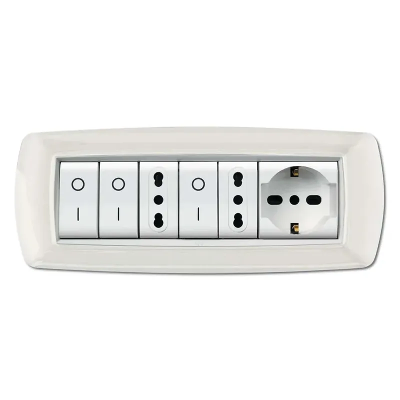 Placca 7 posti Mylife bianco