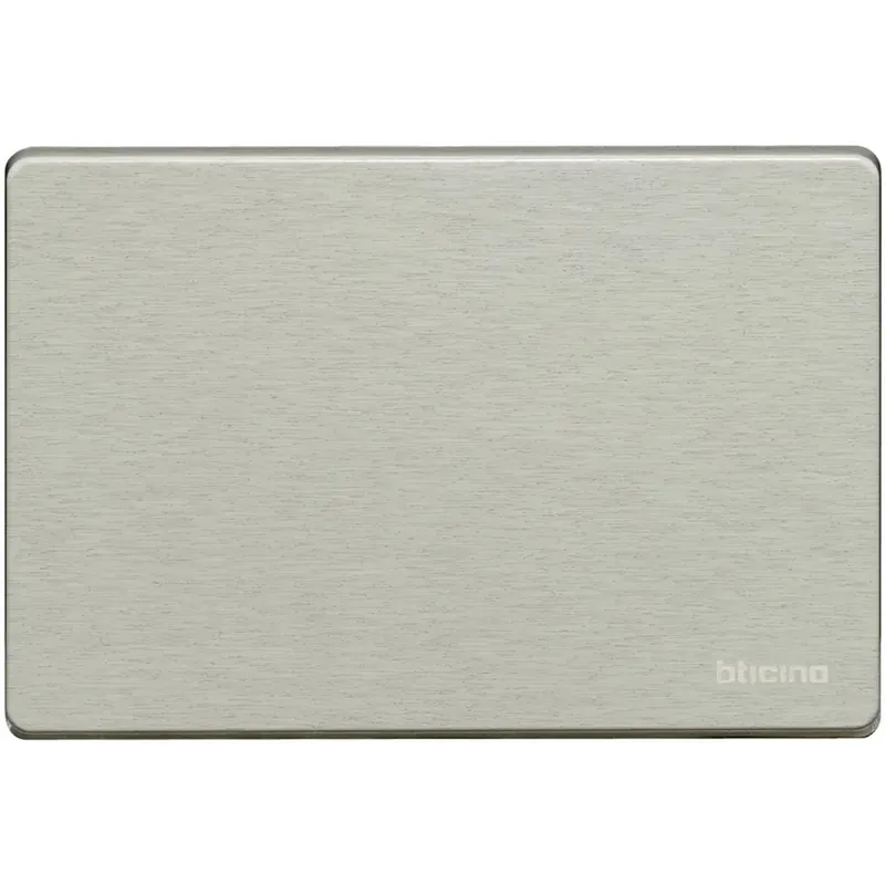 BTicino Magic placca cieca 3 posti