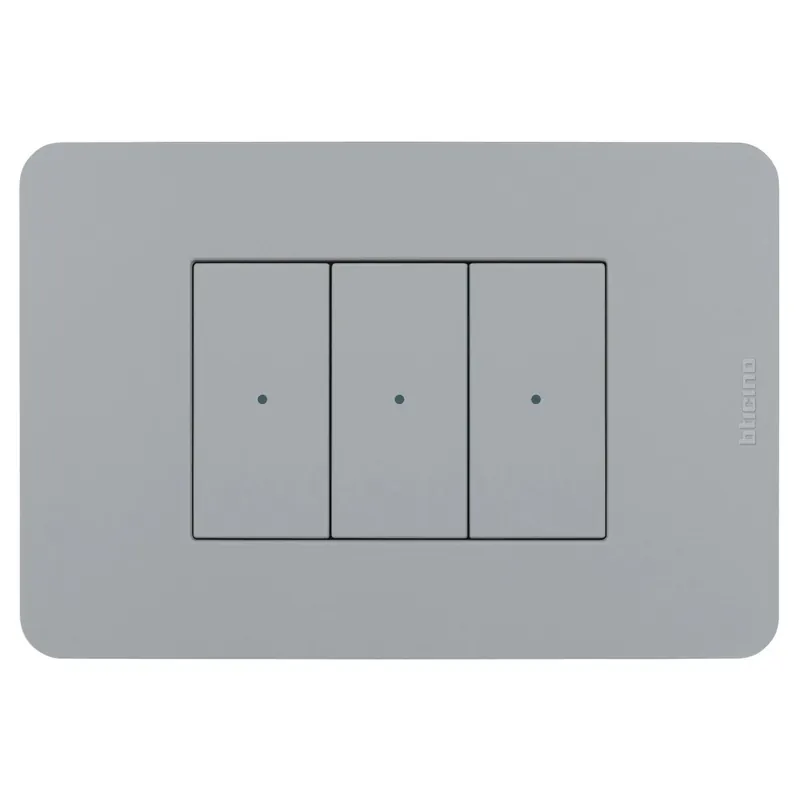 Placca 3 moduli Bticino MatixGO tecnopolimero Grigio