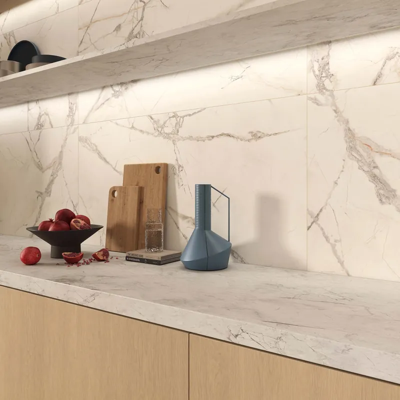 Piastrella in gres porcellanato Iberis Crystal bianco 60x119,8 cm rett
