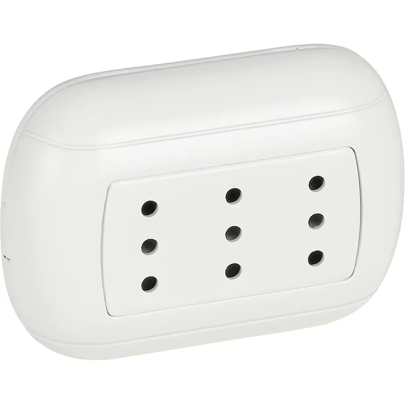 BTicino Oval presa tripla 2P+T 10 A