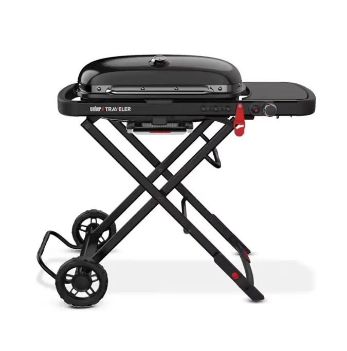 Barbecue a Gas Weber Traveler Stealth Edition
