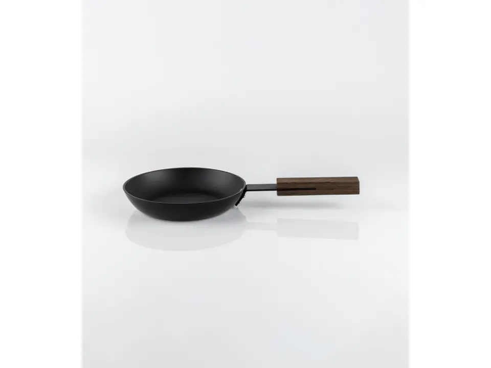 Black, padella 24 cm